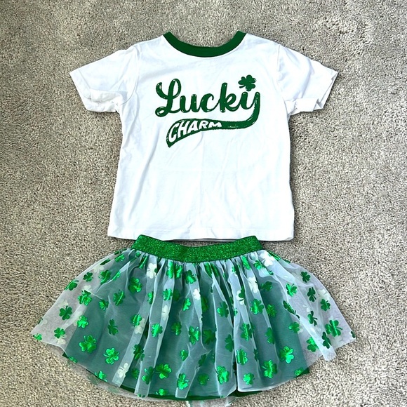Toddler girl Lucky Charm t-shirt and tutu/skirt size 2/3t - Picture 1 of 4